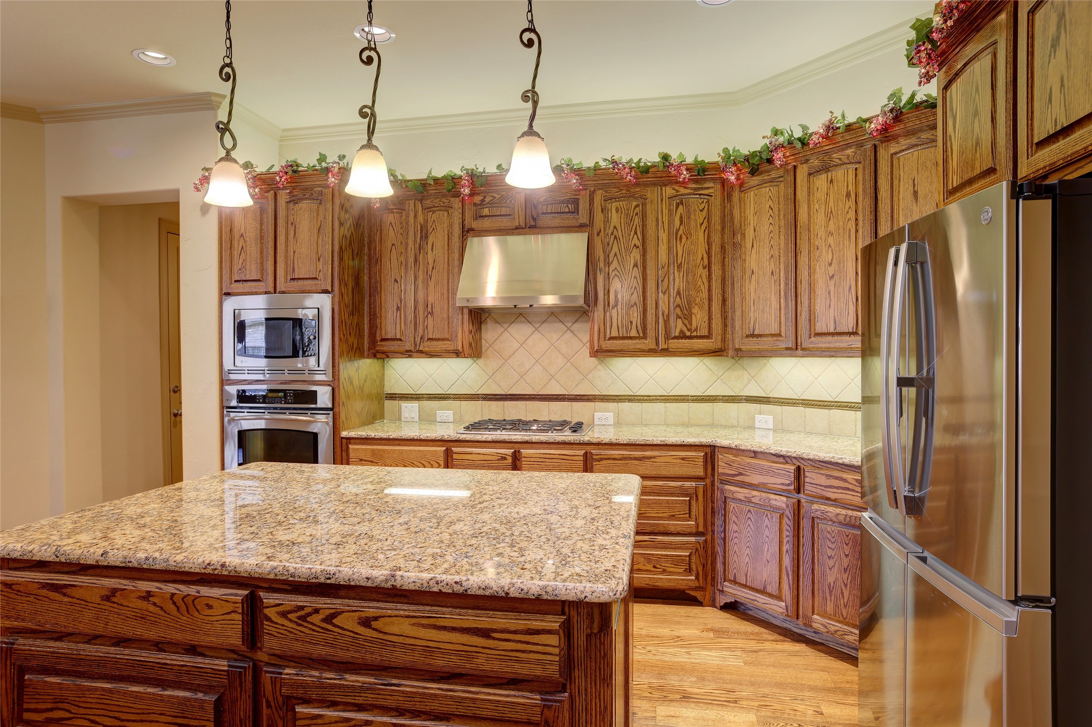 2617 Queen Elaine Drive Lewisville TX 75056