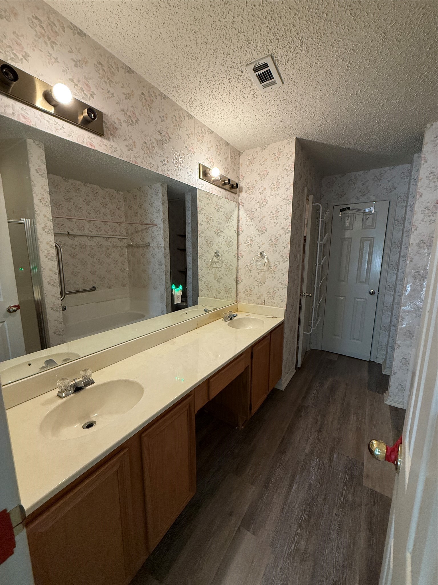 3232 Rosebank Drive Dallas TX 75228