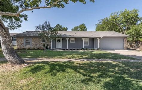 208 W 4th Street Justin TX 76247