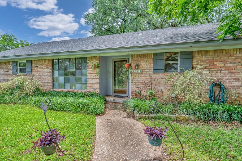 9033 Cherry Creek Place Woodway TX 76712