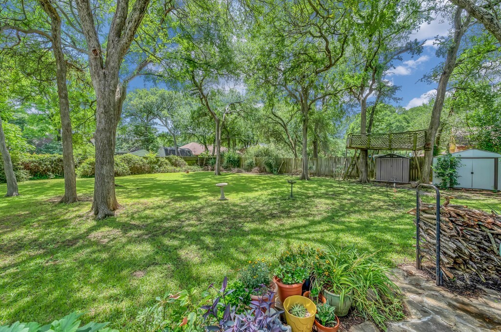 9033 Cherry Creek Place Woodway TX 76712