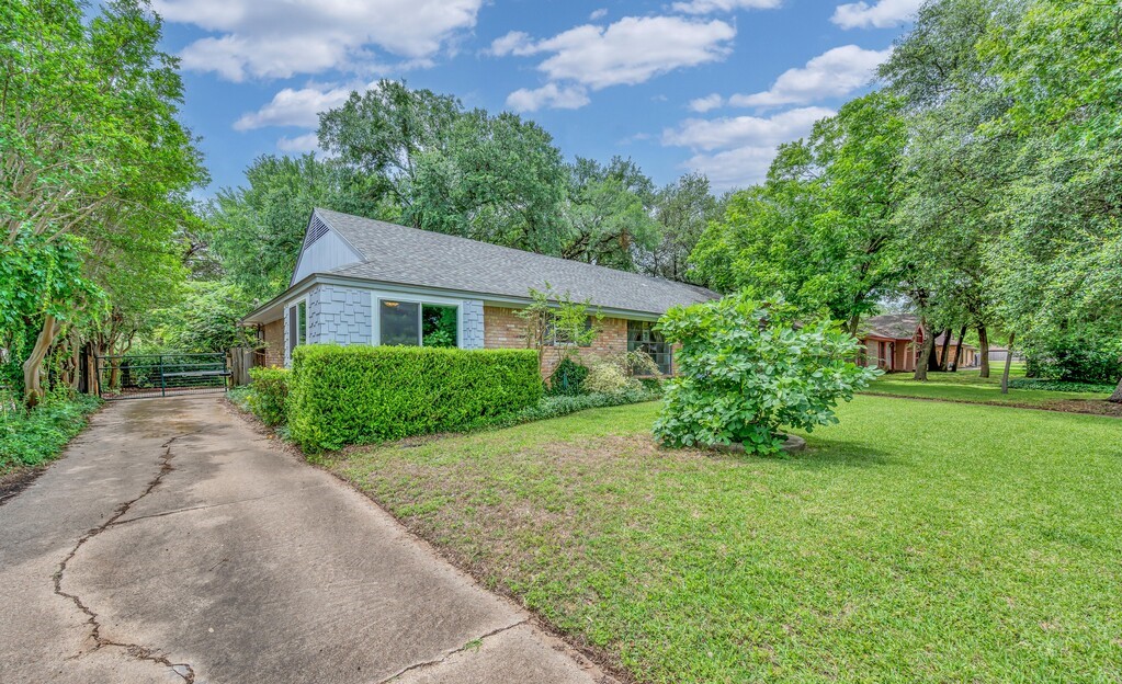 9033 Cherry Creek Place Woodway TX 76712