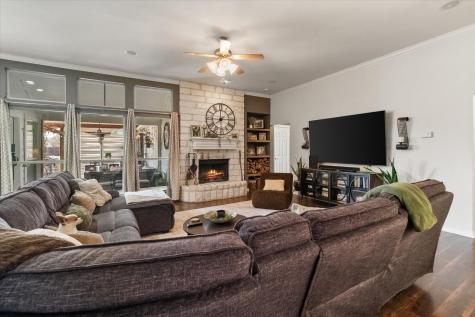 105 Meadow Glen Court Aledo TX 76008