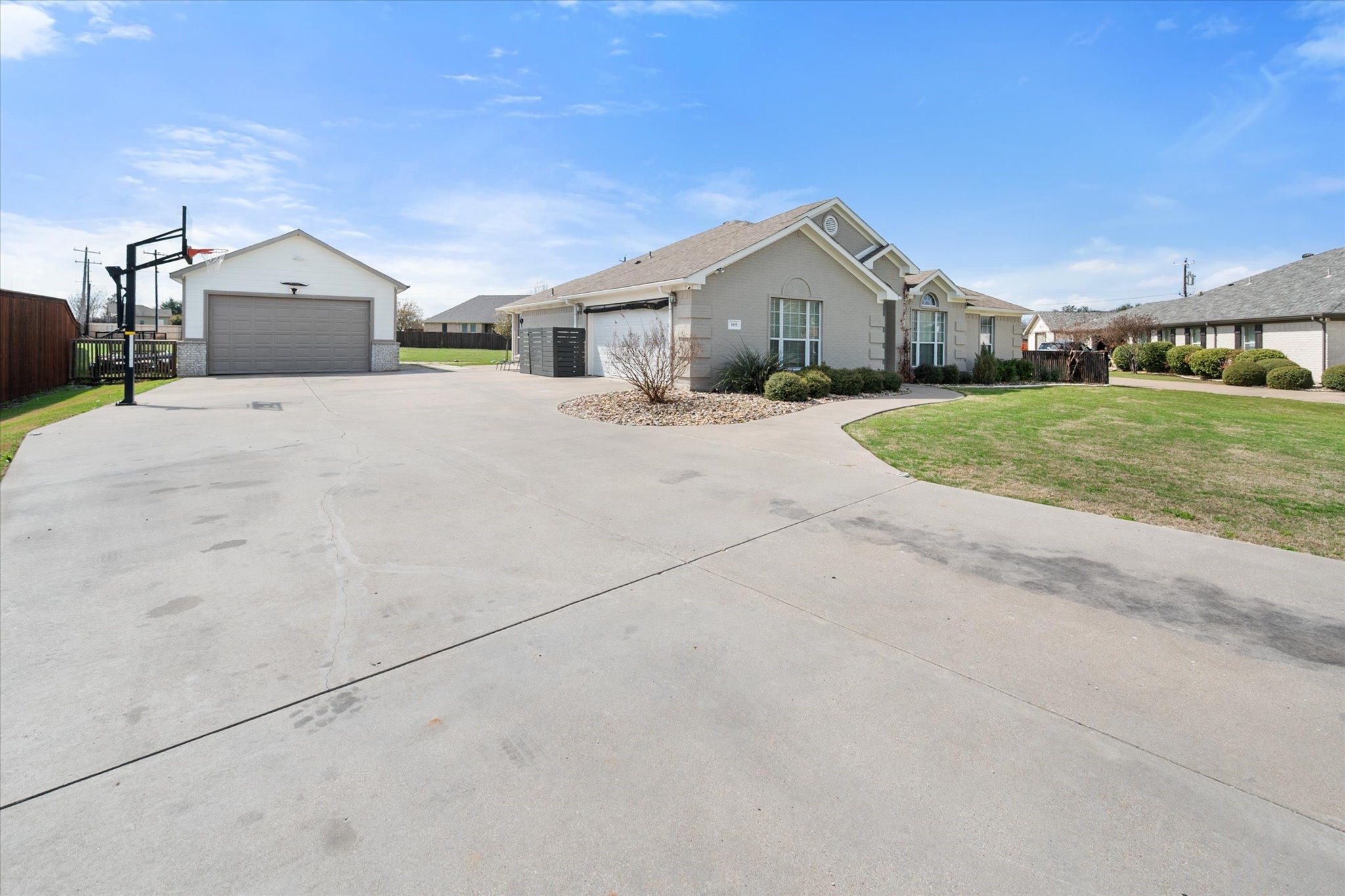 105 Meadow Glen Court Aledo TX 76008
