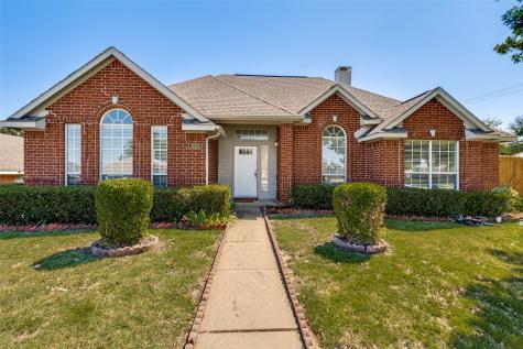 1202 Woodcrest Drive Garland TX 75040