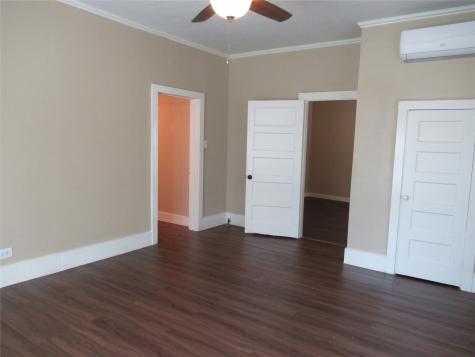 1402 Walnut Street Commerce TX 75428
