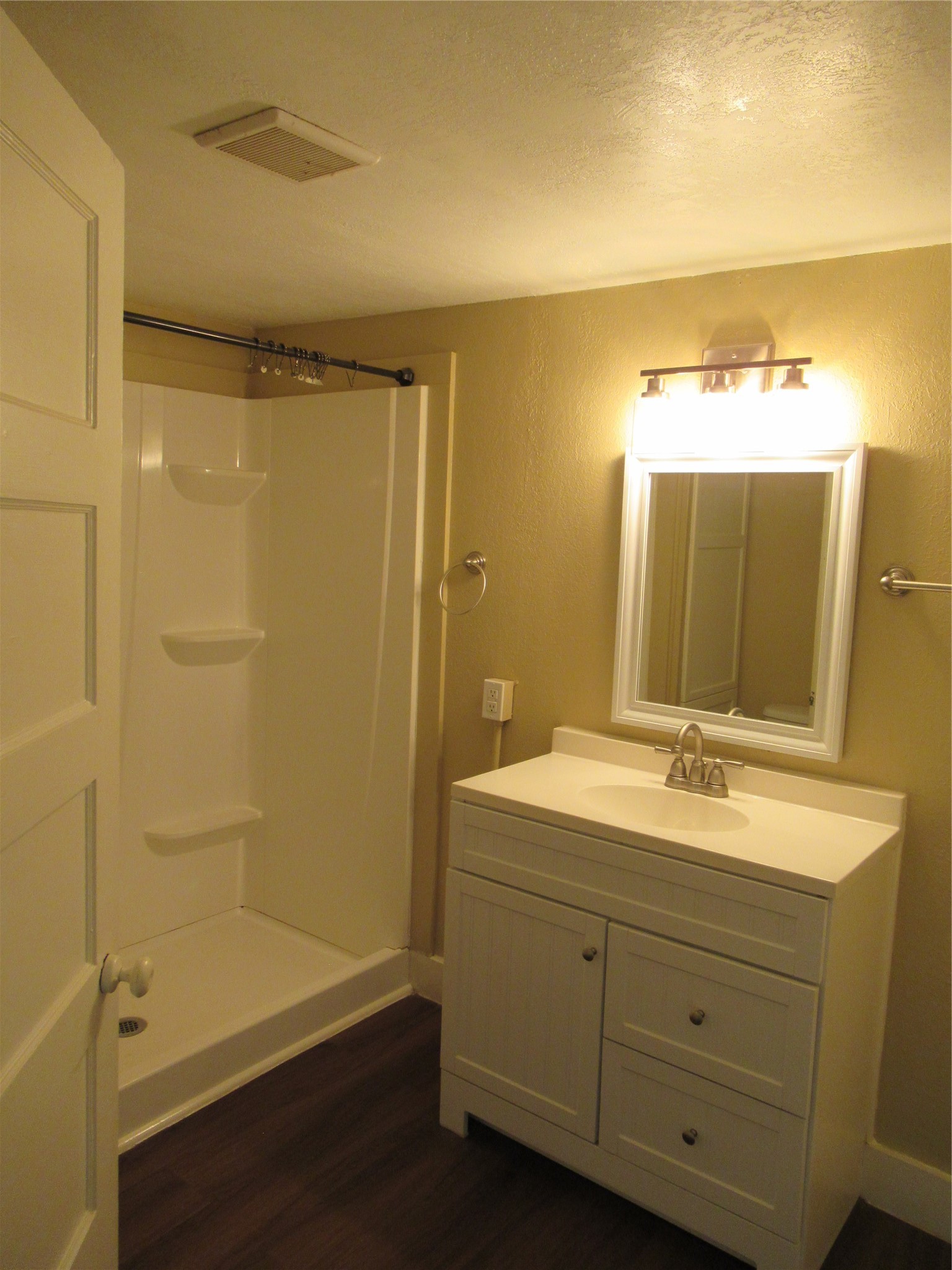 1402 Walnut Street Commerce TX 75428