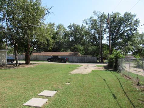1402 Walnut Street Commerce TX 75428