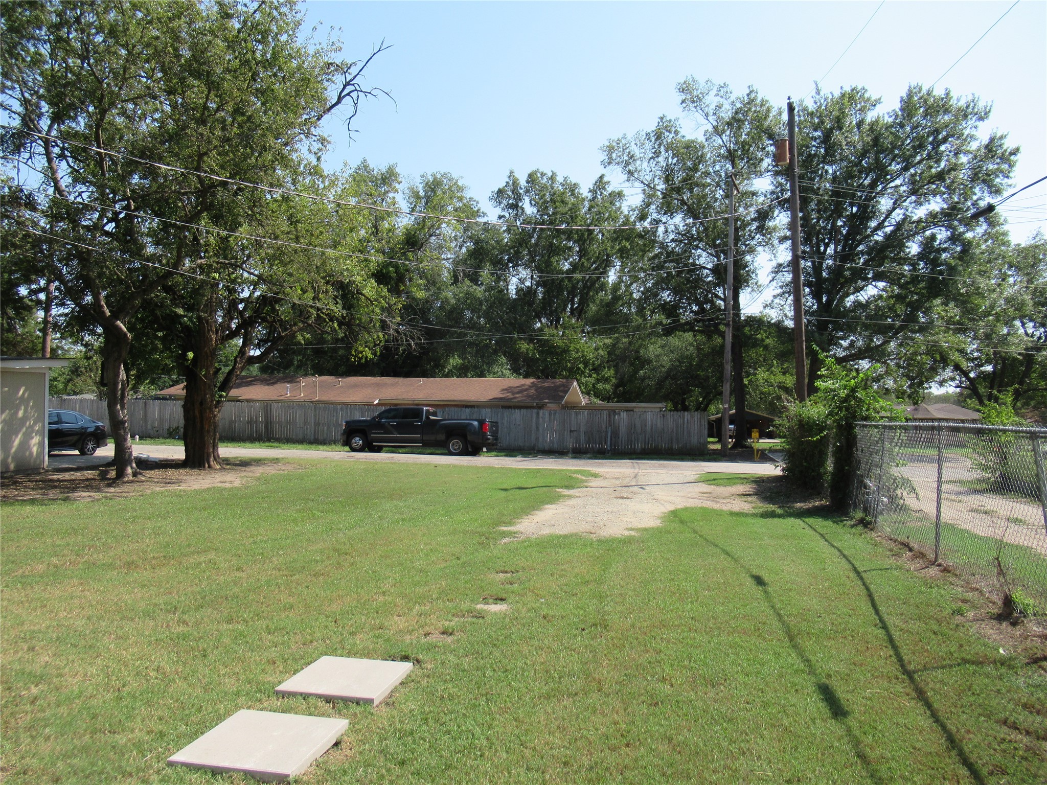 1402 Walnut Street Commerce TX 75428