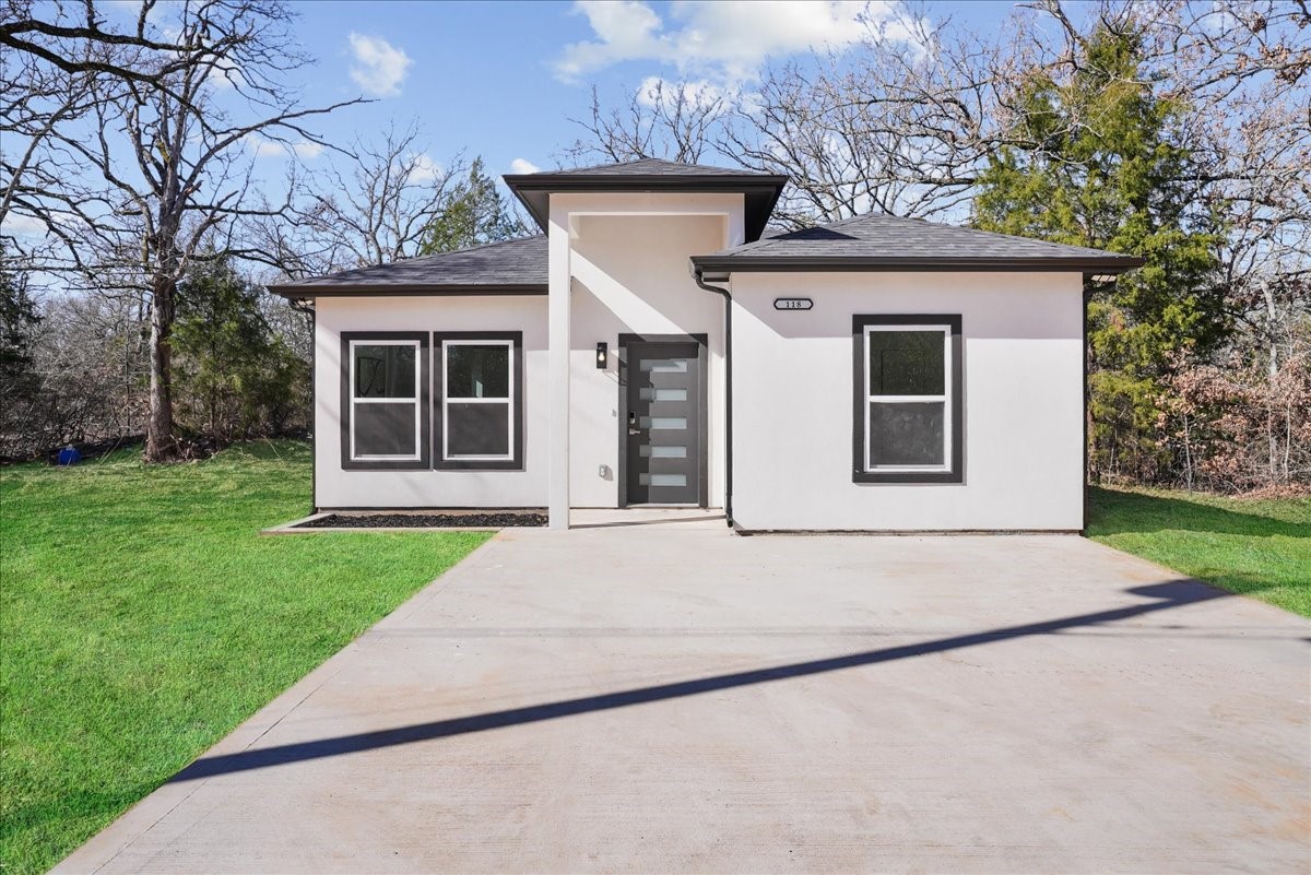 120 Running Deer Road Mabank TX 75156