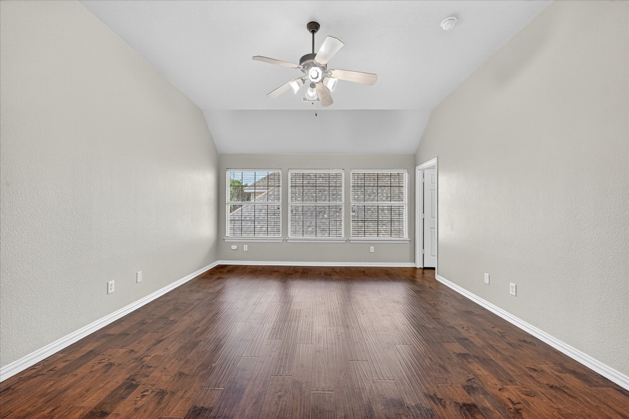 8611 Weston Lane Lantana TX 76226
