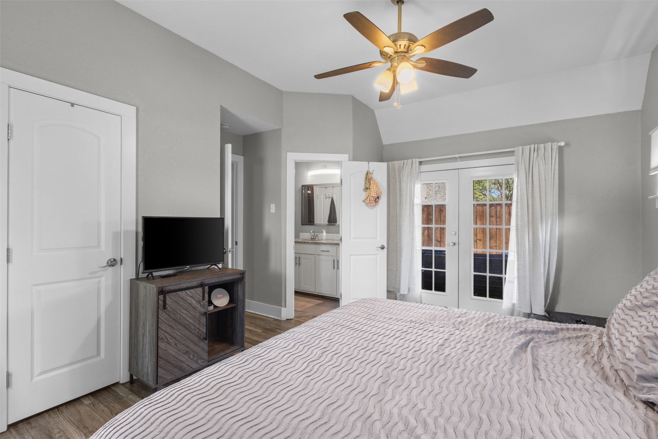 1310 Carriage Drive Irving TX 75062