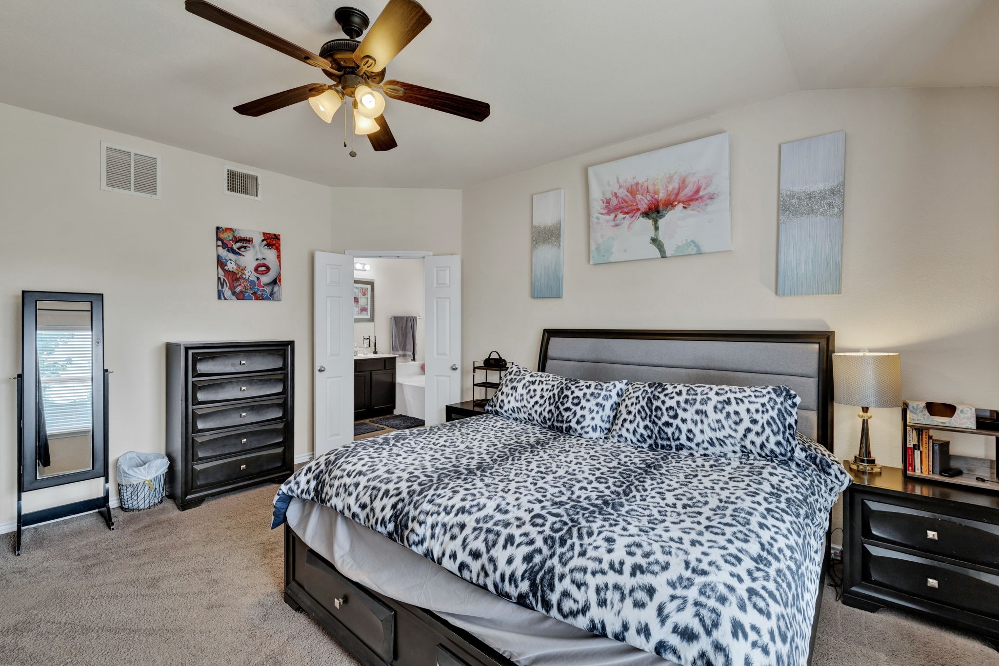 6027 Cedar Glen Drive Grand Prairie TX 75052