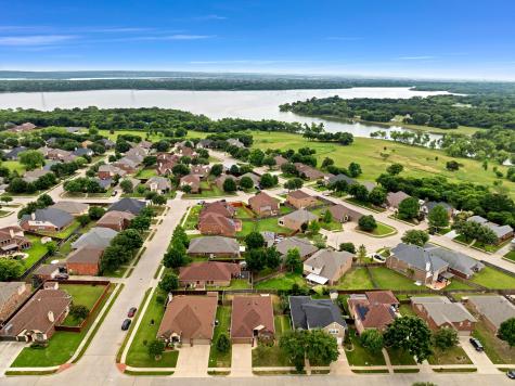 6027 Cedar Glen Drive Grand Prairie TX 75052