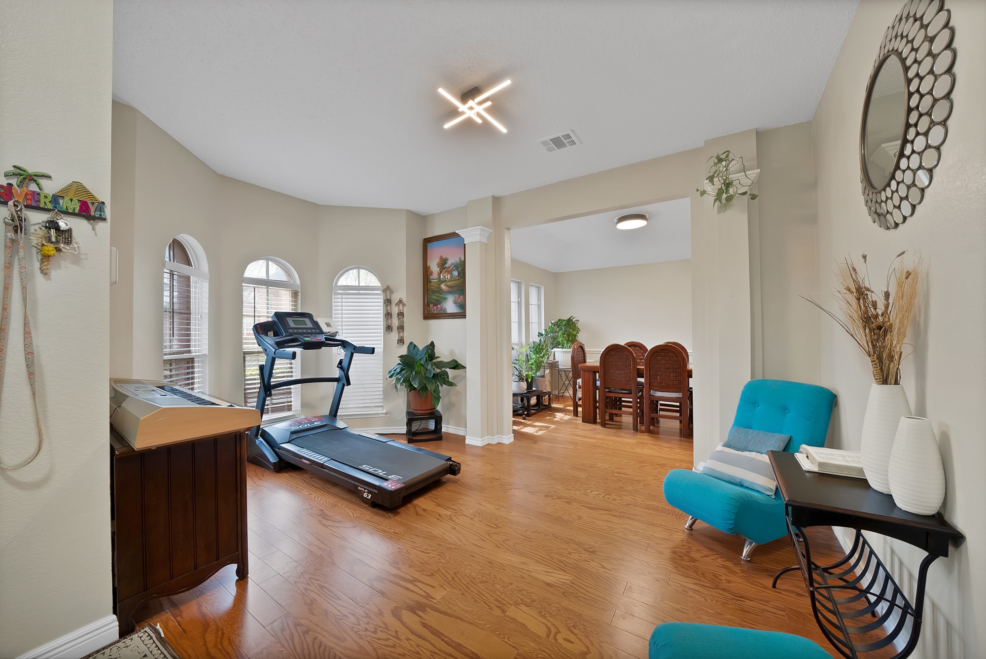 1625 Deer Creek Drive Desoto TX 75115