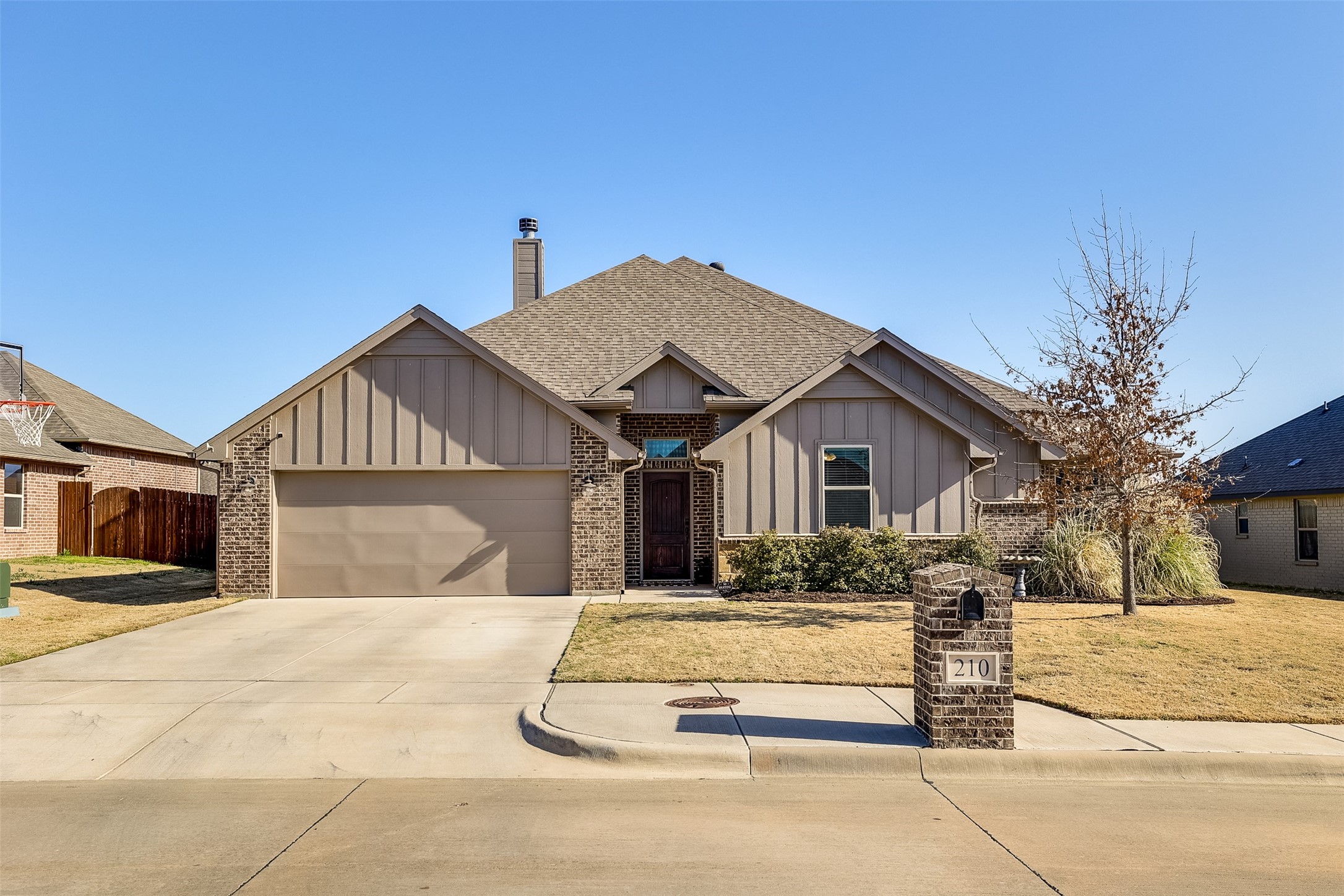 210 Bayless Avenue Godley TX 76044