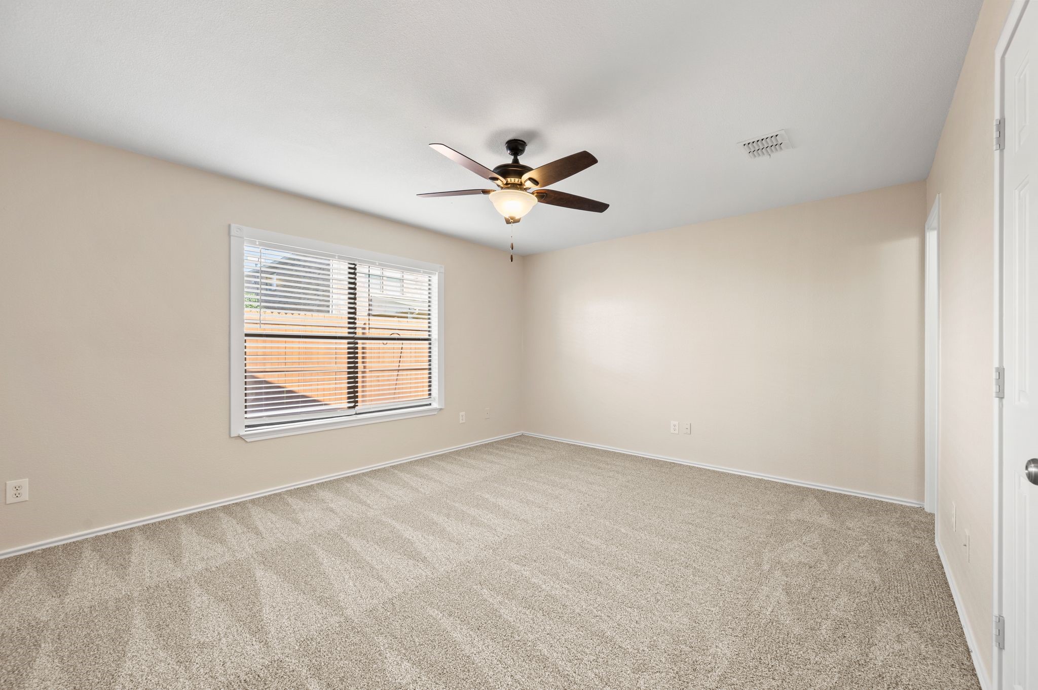 10104 Chapel Glen Terrace Fort Worth TX 76116