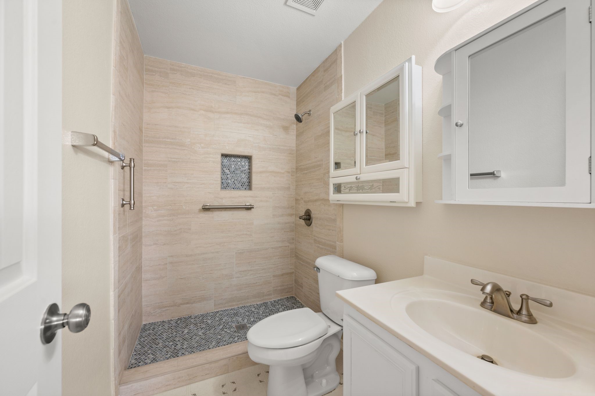 10104 Chapel Glen Terrace Fort Worth TX 76116