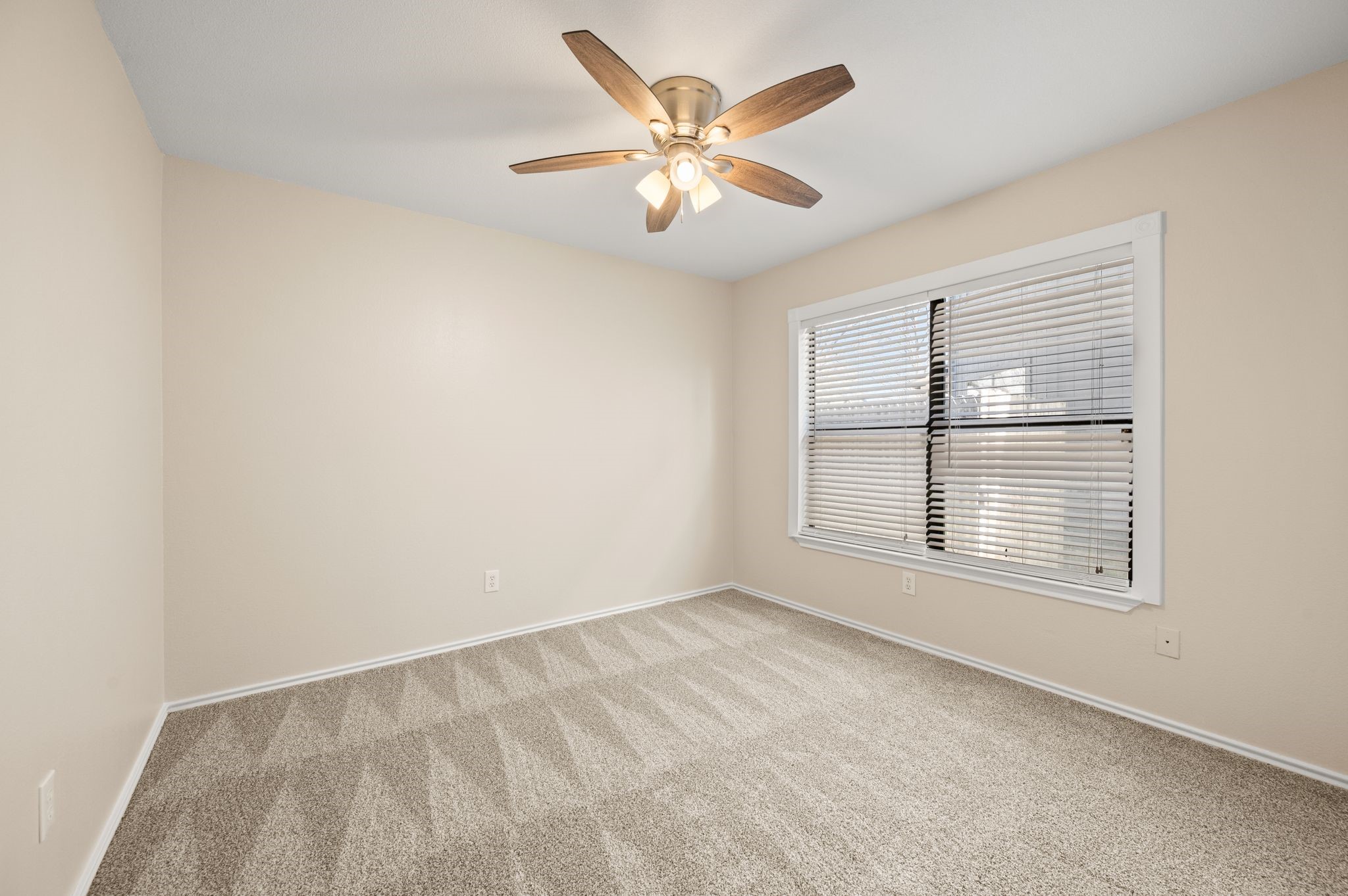 10104 Chapel Glen Terrace Fort Worth TX 76116