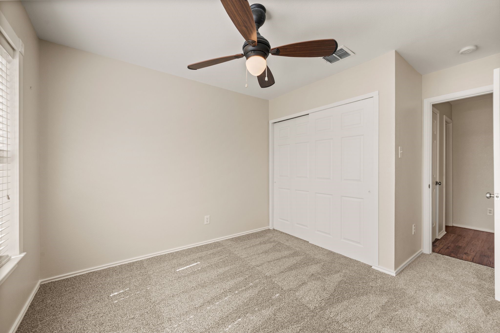 10104 Chapel Glen Terrace Fort Worth TX 76116
