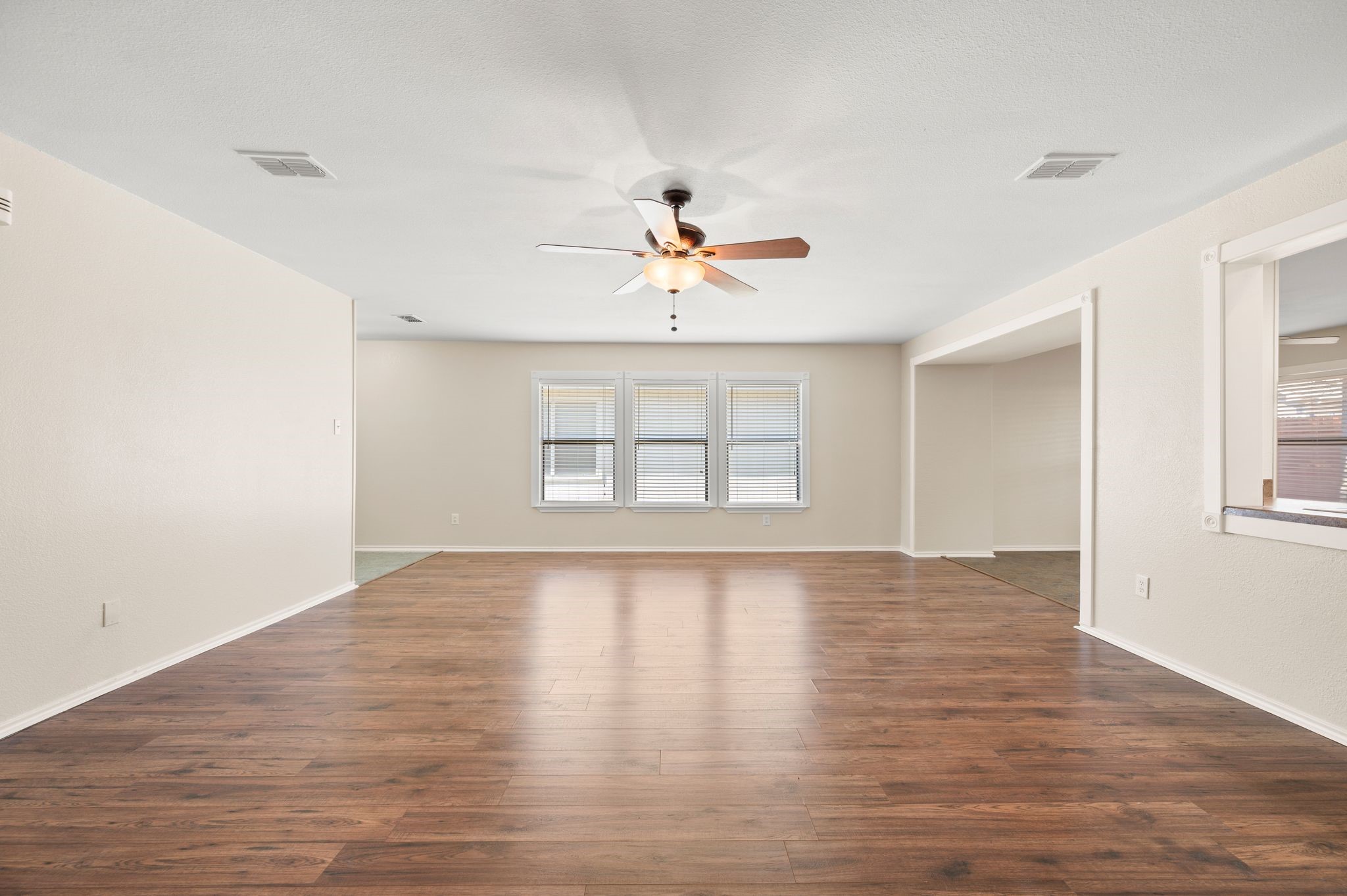 10104 Chapel Glen Terrace Fort Worth TX 76116