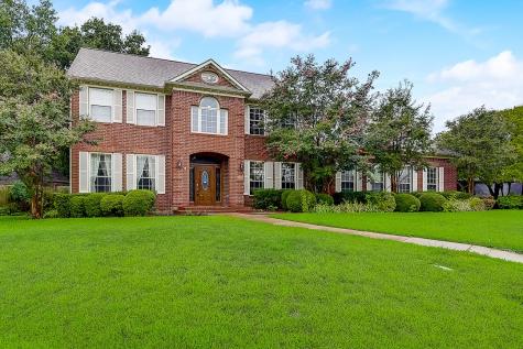 1112 Sweet Spring Court Lewisville TX 75067
