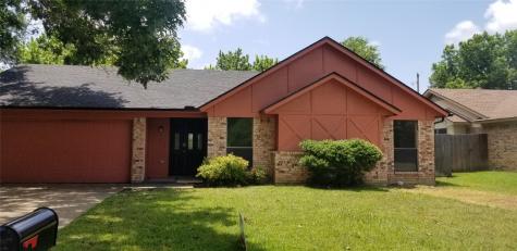 425 Berkshire Drive Burleson TX 76028