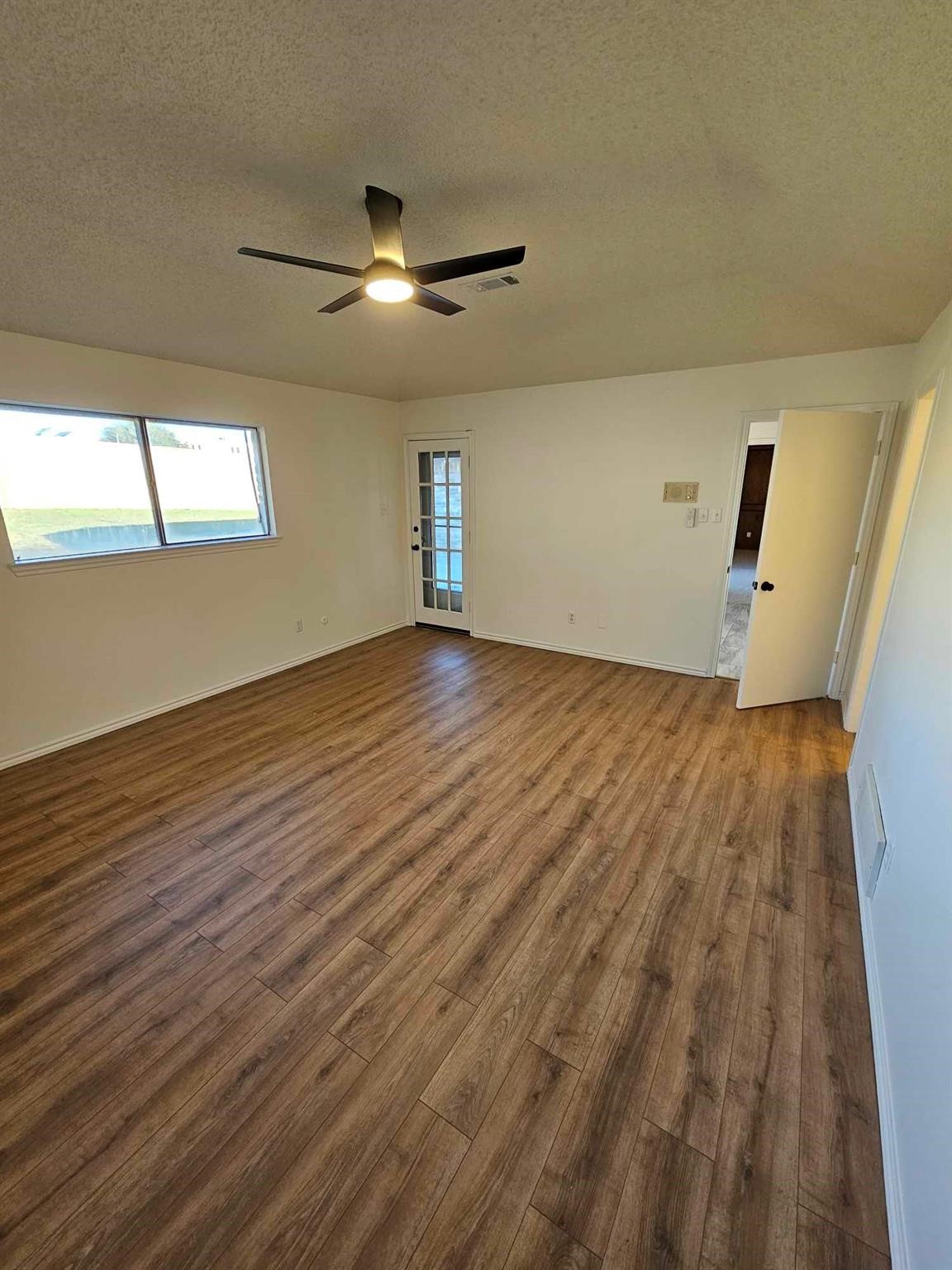 1817 Rhinevalley Drive Arlington TX 76012