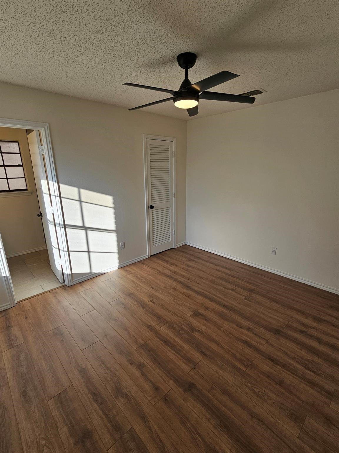 1817 Rhinevalley Drive Arlington TX 76012
