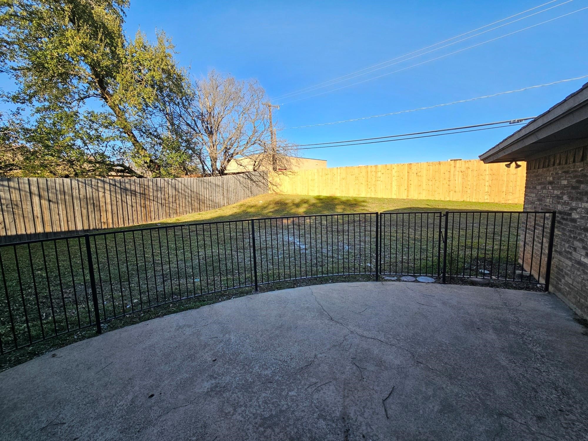 1817 Rhinevalley Drive Arlington TX 76012