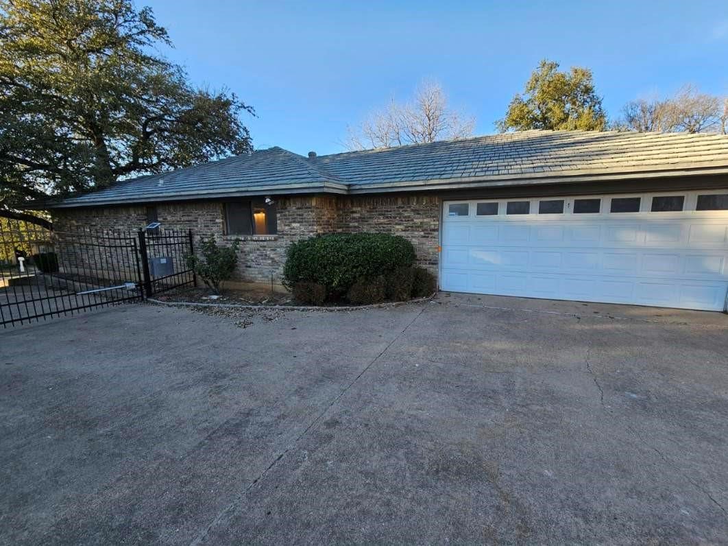 1817 Rhinevalley Drive Arlington TX 76012