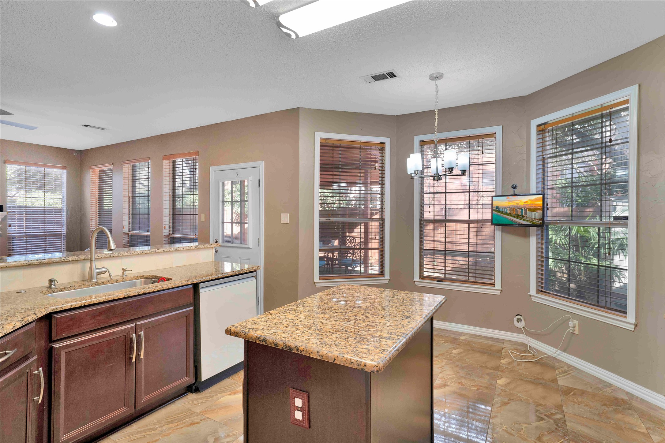 9352 Riverwalk Lane Irving TX 75063
