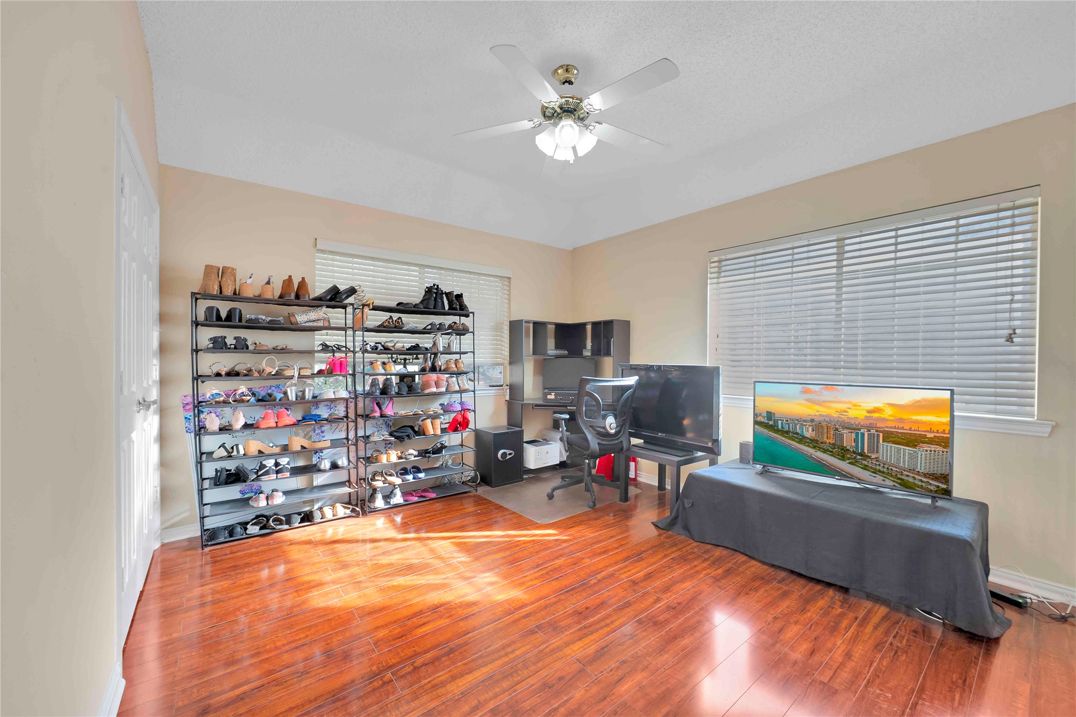 9352 Riverwalk Lane Irving TX 75063