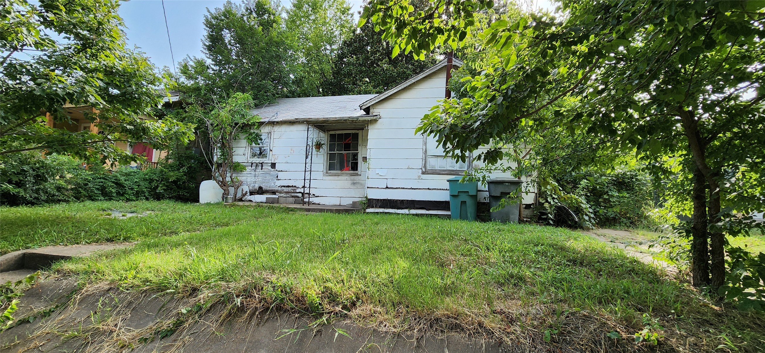502 S Montgomery Street Sherman TX 75090