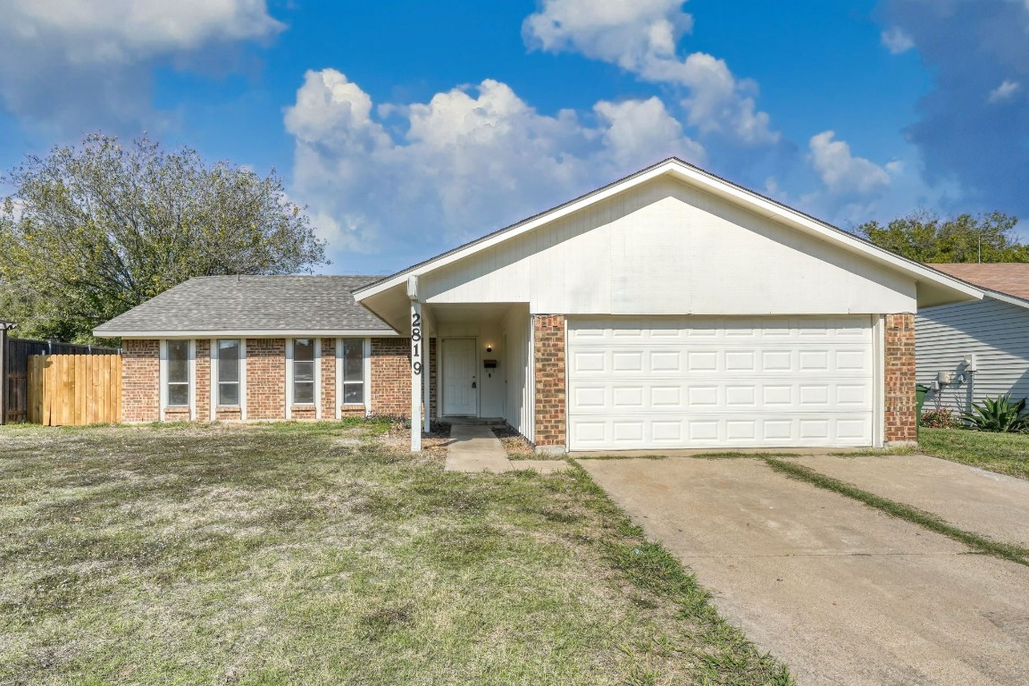 2819 Elk Grove Road Carrollton TX 75007