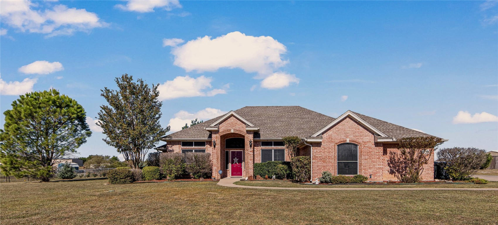 5641 Mission Court Midlothian TX 76065
