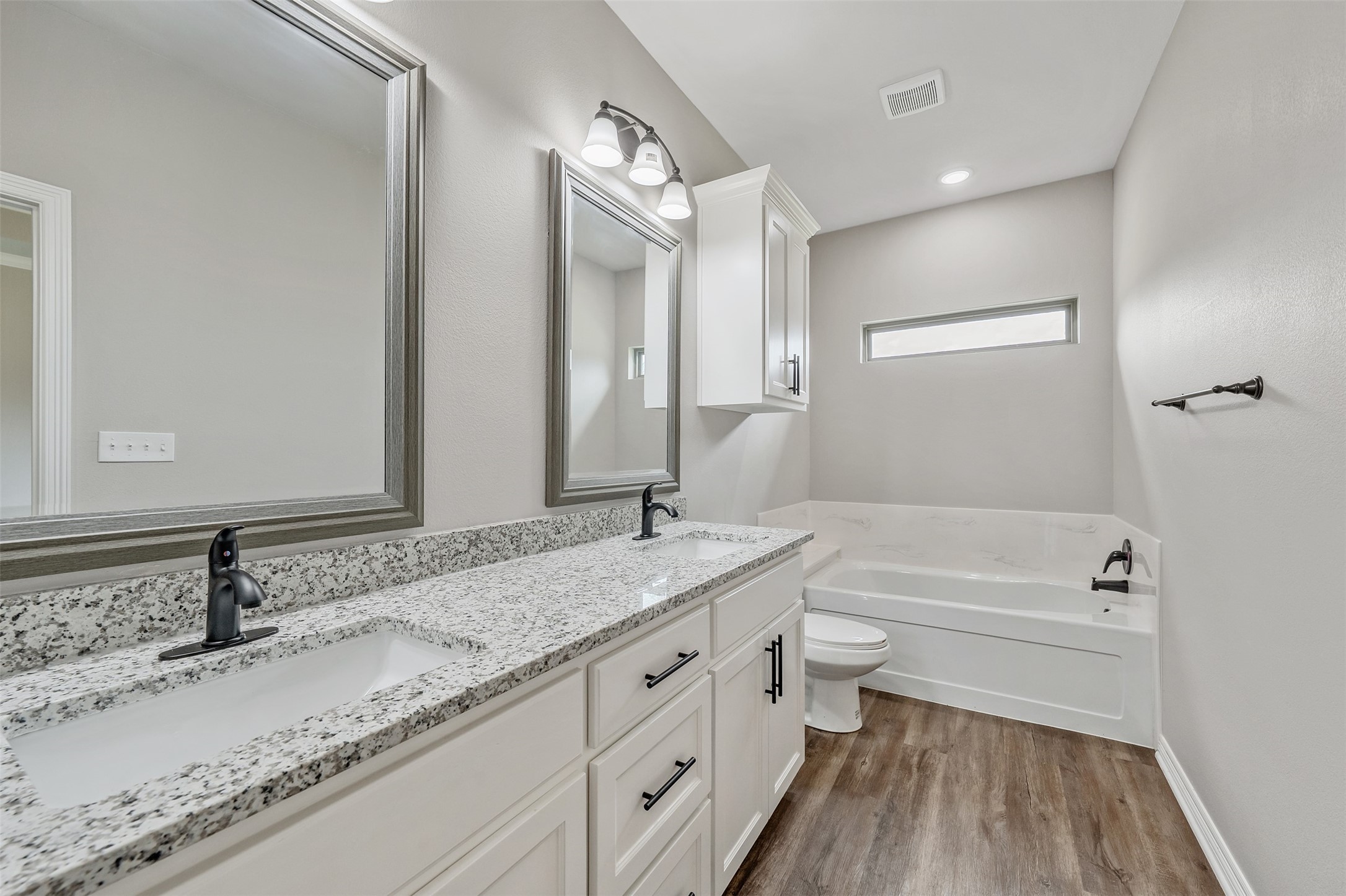 508 Cornerstone Lindale TX 75771