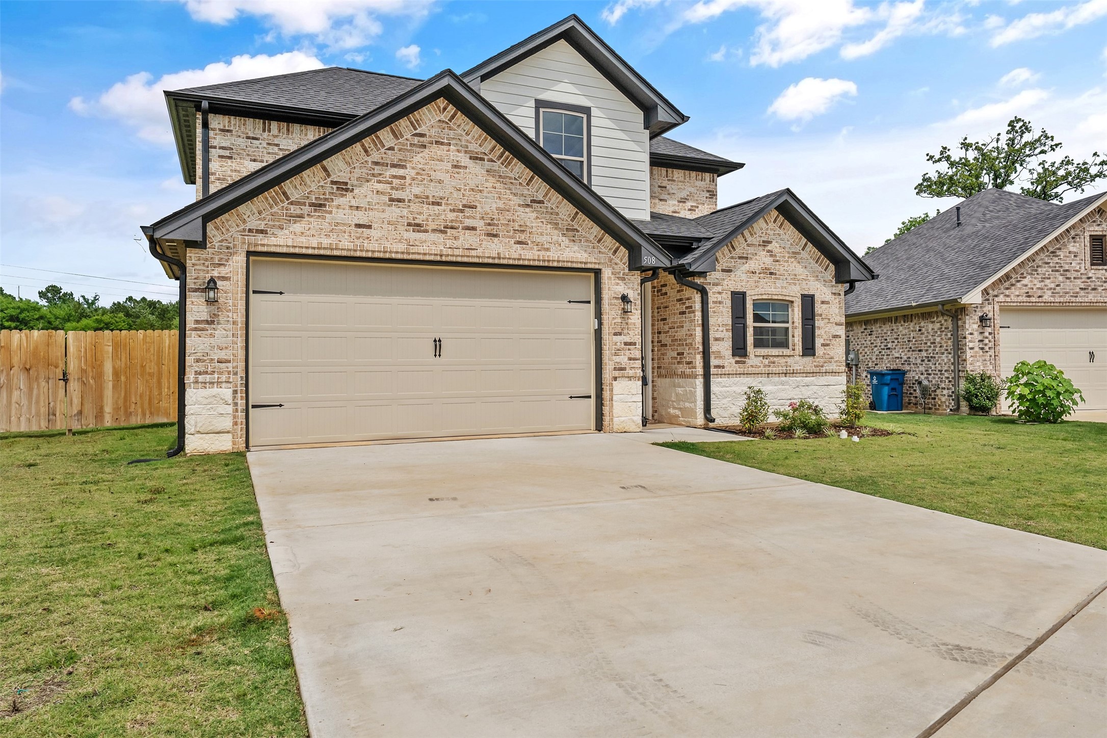508 Cornerstone Lindale TX 75771