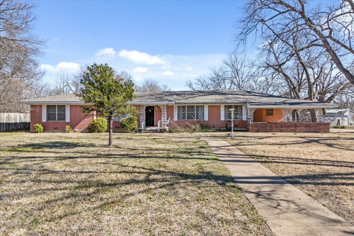 513 Bosque Meridian TX 76665
