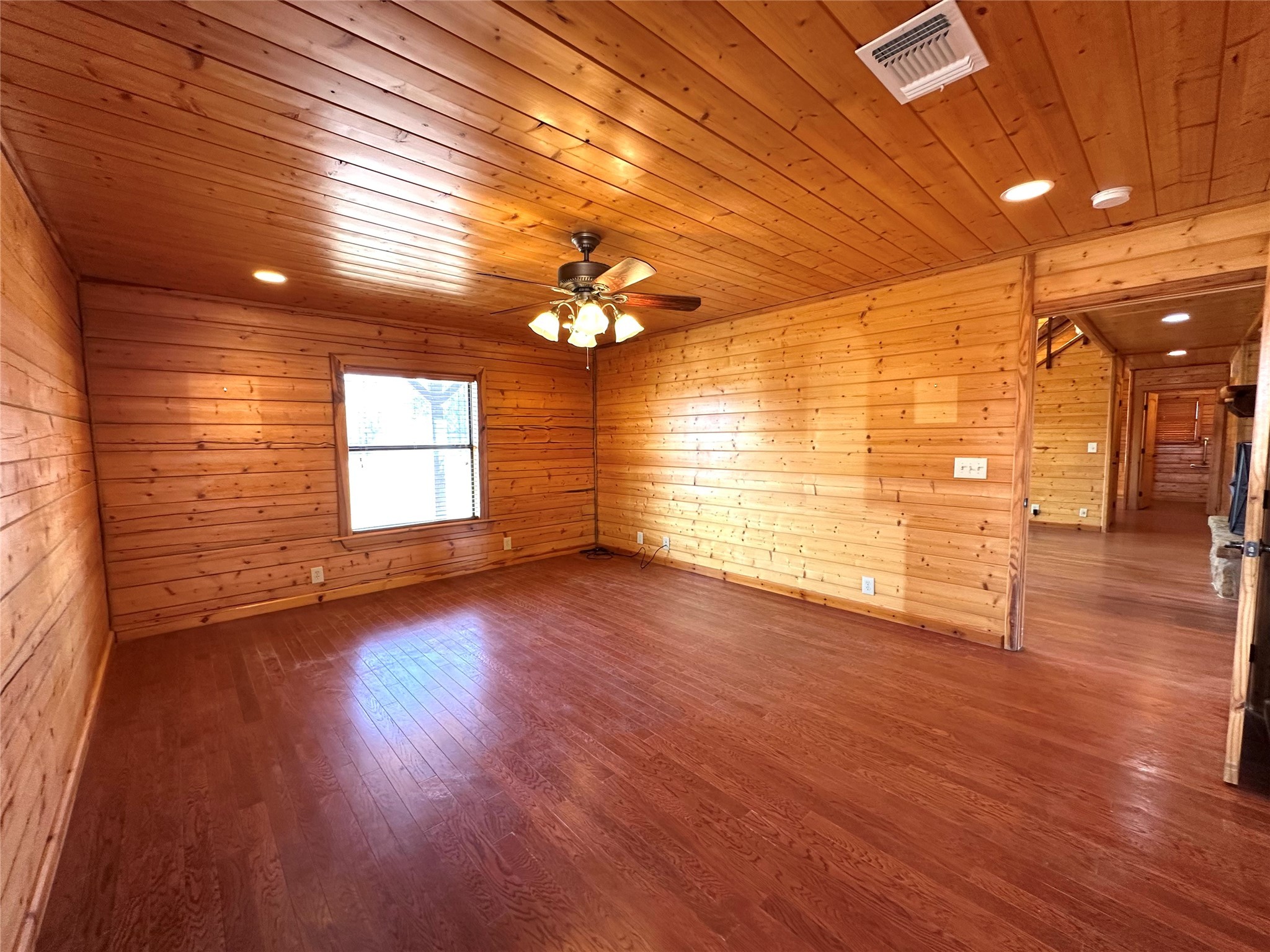 349 Lake Point Comanche TX 76442