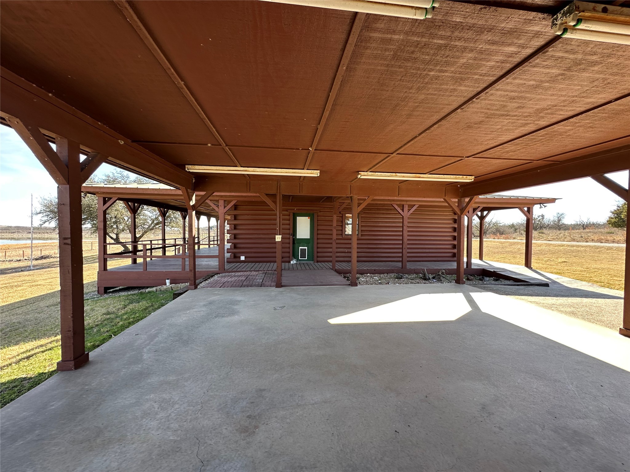 349 Lake Point Comanche TX 76442