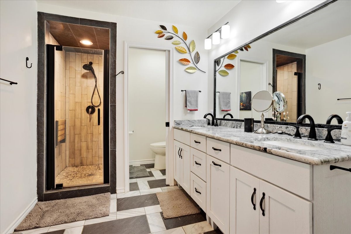 8 Vancouver Place Sherman TX 75092