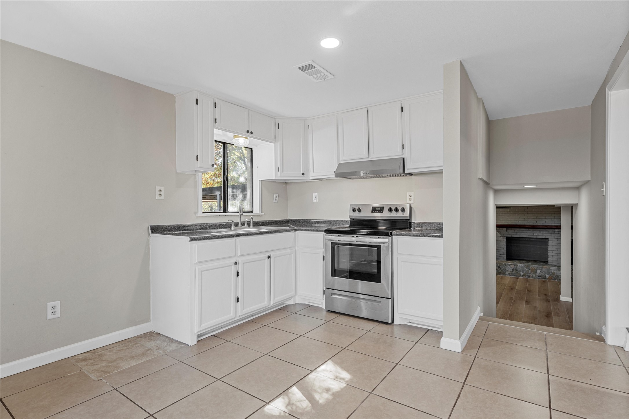 395 Hazelwood Avenue Waco TX 76705
