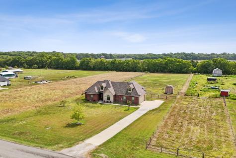 213 County Road 2748 Caddo Mills TX 75135