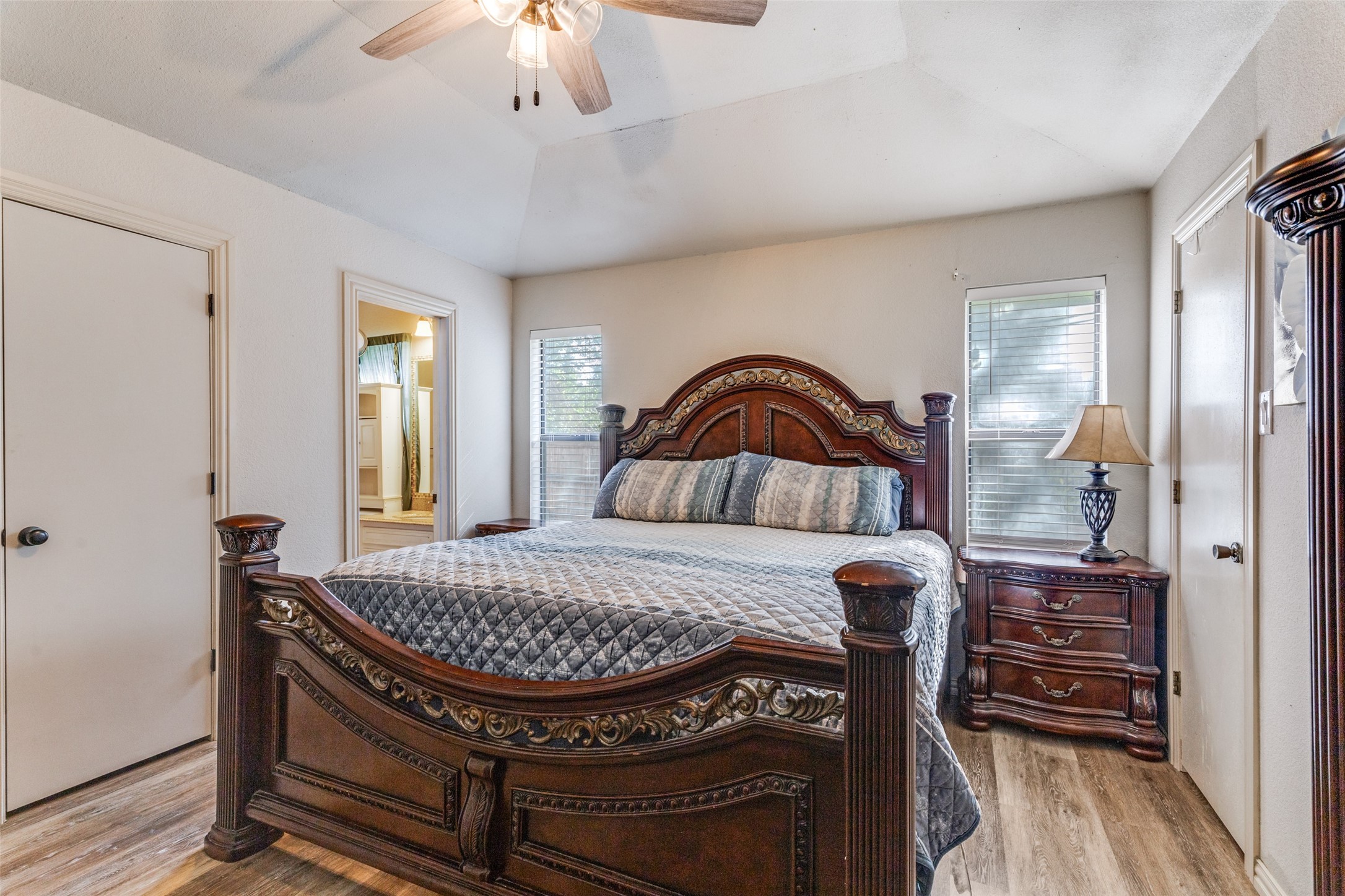 825 Poe Street Azle TX 76020