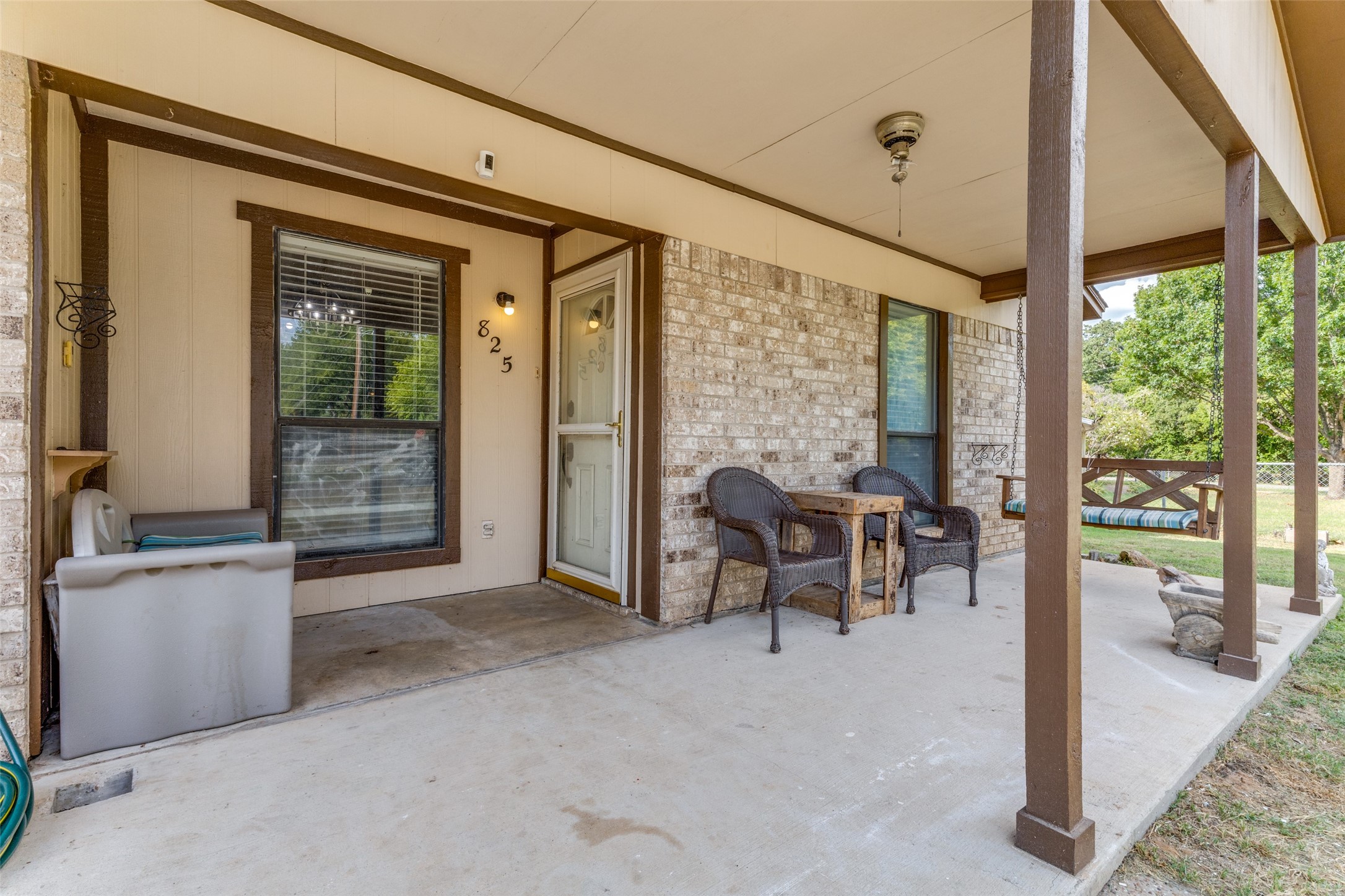 825 Poe Street Azle TX 76020