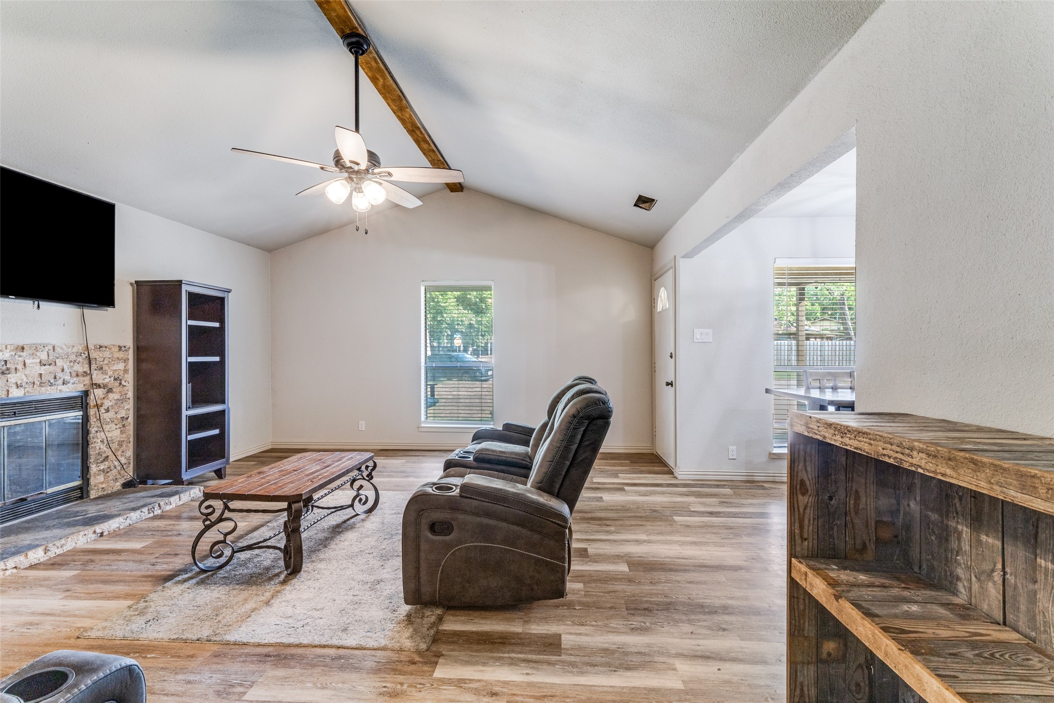 825 Poe Street Azle TX 76020