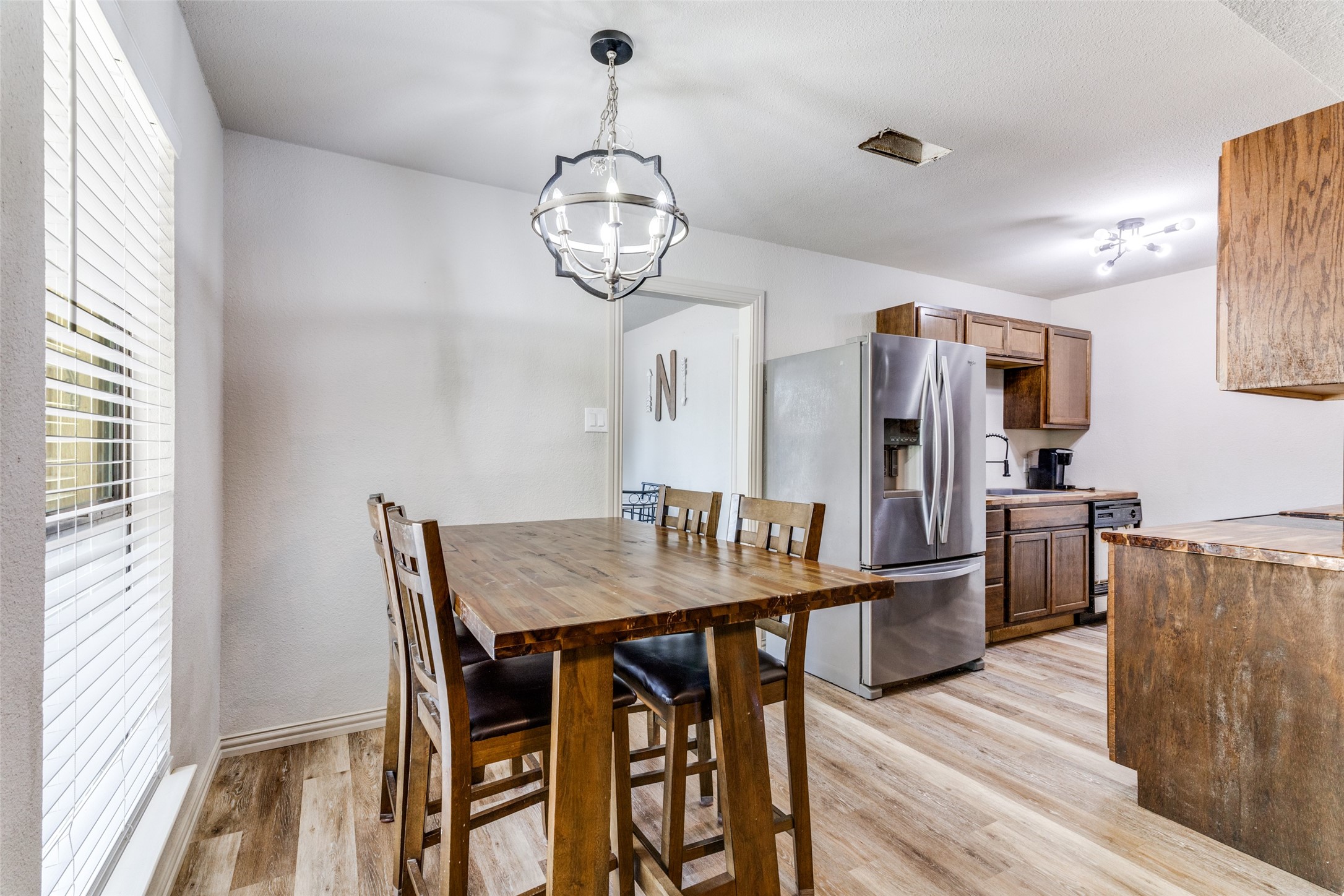 825 Poe Street Azle TX 76020