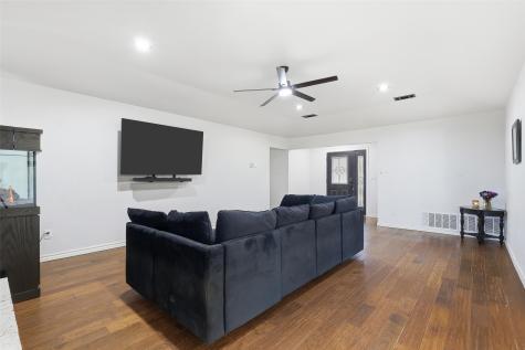 629 Owens Drive Crowley TX 76036