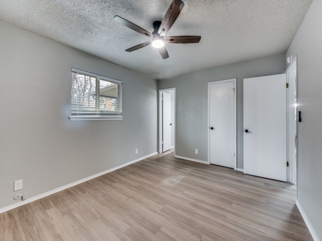 5402 Holly Trail Arlington TX 76016